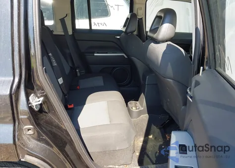 2008 Jeep Patriot Sport из США, поврежденный, VIN 1J8FF28W58D543970